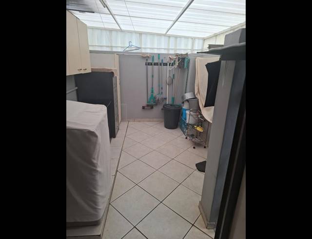 2 BEDROOM TOWNHOUSE FOR SALE IN TERENURE